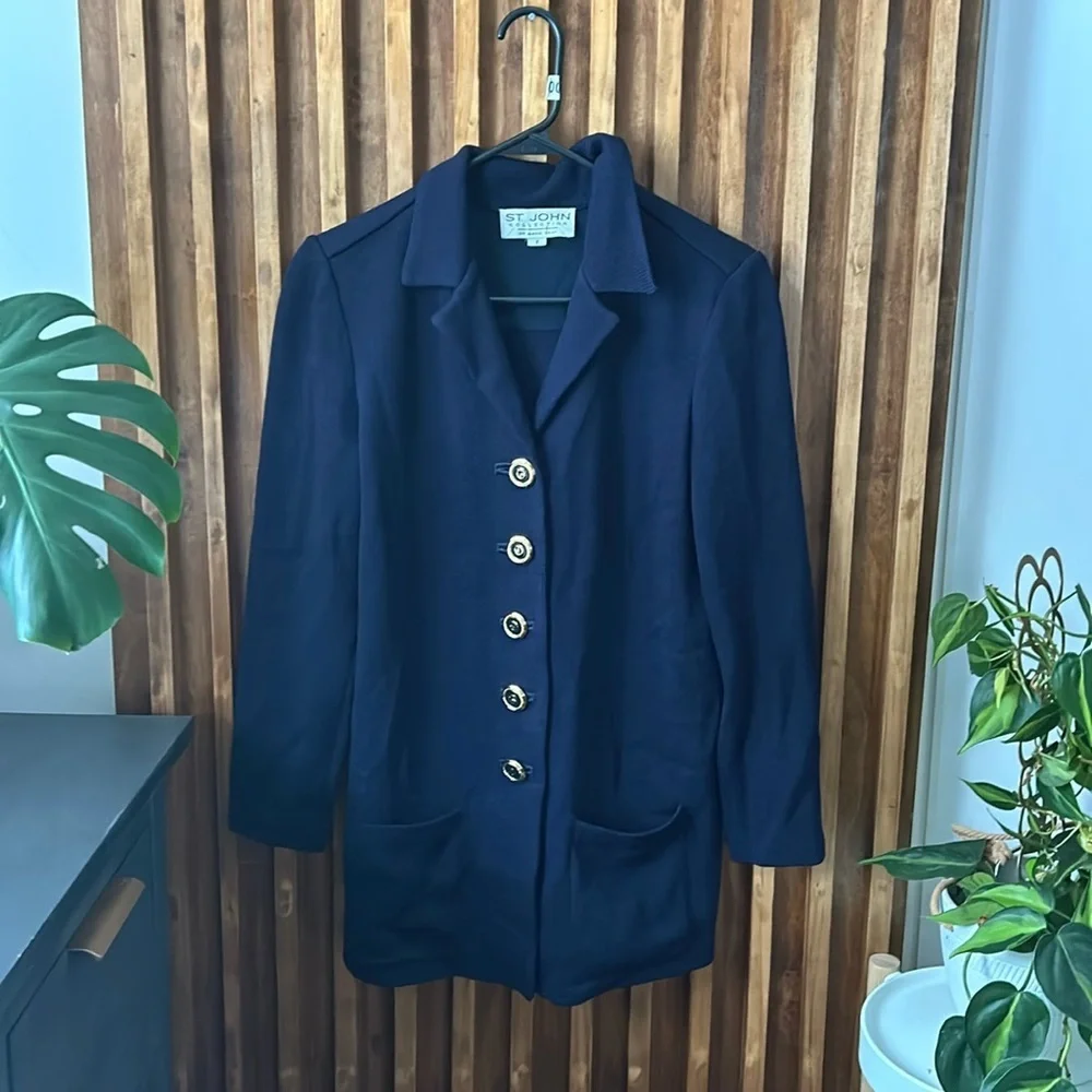 St John Collection Santana Knit Gold Buttoned Front Cardigan. Size 2/ Small - Picture 2 of 13